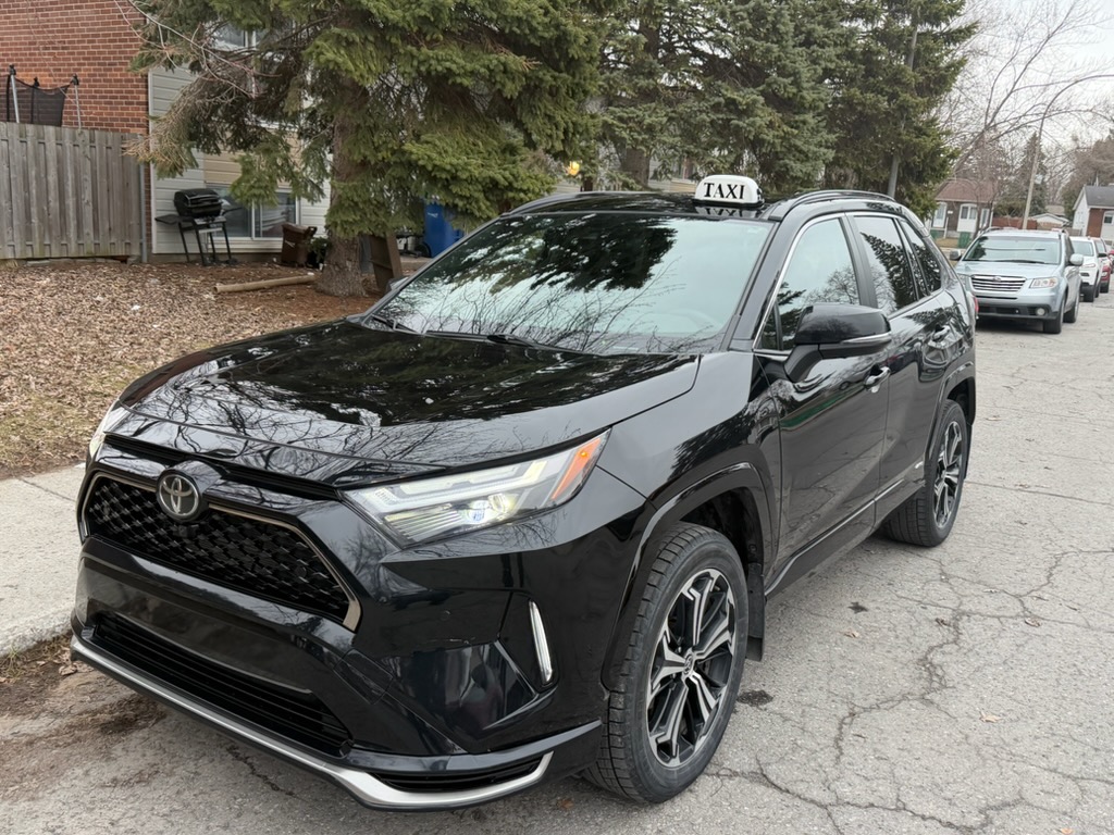 Véhicule Taxi YUL Rive-Sud | AéroCab Connexion